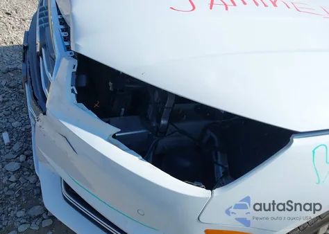 2017 Audi A4 2.0T Premium z USA, uszkodzony, nr VIN WAUENAF46HN008879